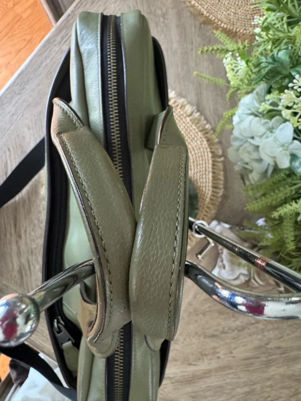 Coach Olive Green Leather Laptop Bag with Black Strap - Picture 9 of 14